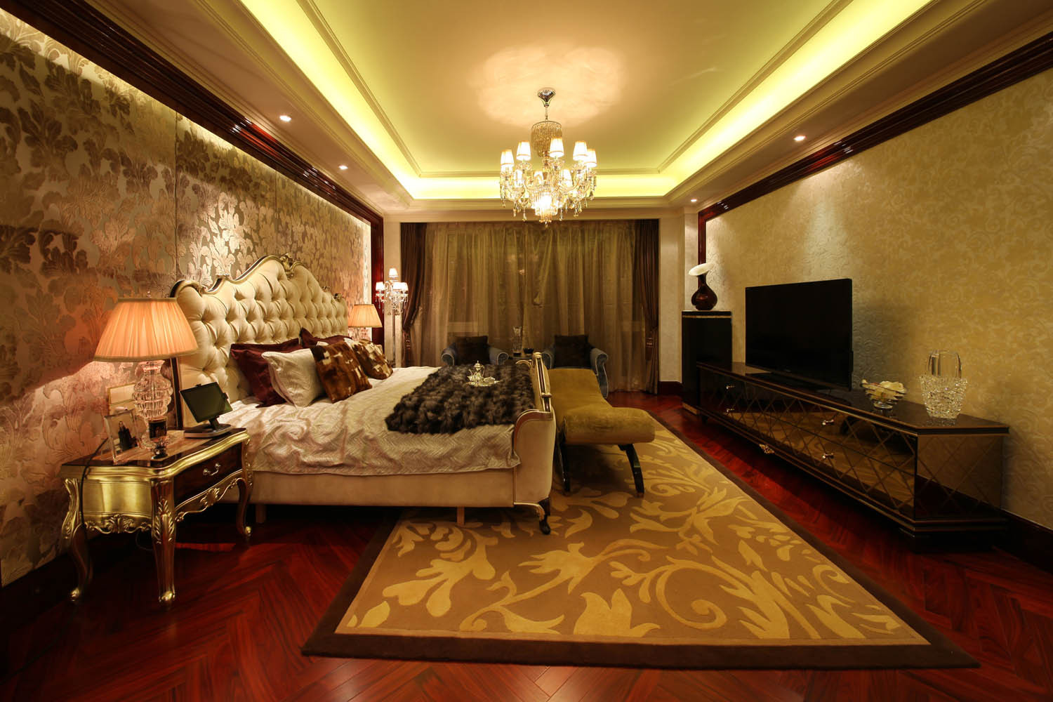 欧式风格,豪华型装修,140平米以上装修,大户型,卧室,电视背景墙,黄色