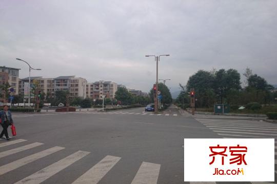 北川佳星商業(yè)廣場(chǎng)外景圖