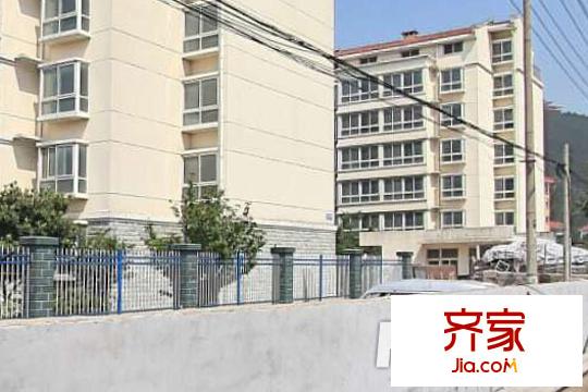 警苑小區(qū)外景圖12
