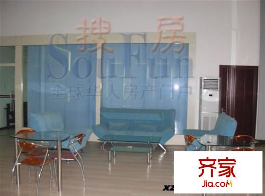 華隆財(cái)富大廈外景圖售樓處現(xiàn)場(chǎng)