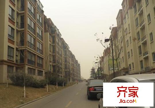 錦繡濱湖外景圖 