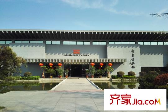 玉潭花溪向東北方向約1.6km圣旨博物館