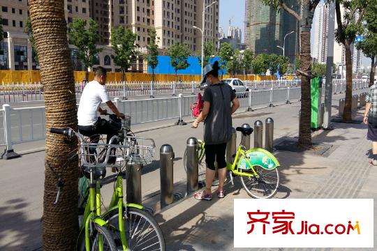 華府天地項目對面公共自行車點（2015-06-12）