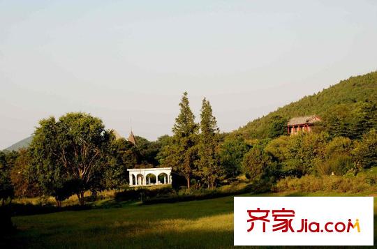 恒龍依山龍郡配套圖向南200米泉山森林公園