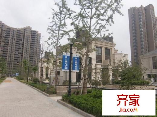 綠地商務(wù)城別墅外景圖 