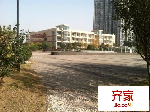 開元四季外景圖 
