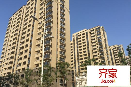 綠地商務(wù)城七期工地（2015-10-27）