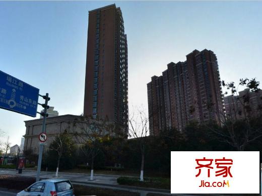財(cái)富廣場外景圖 