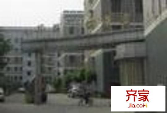 龍新家園外景圖