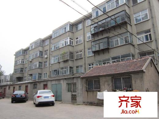 防疫站大院外景圖