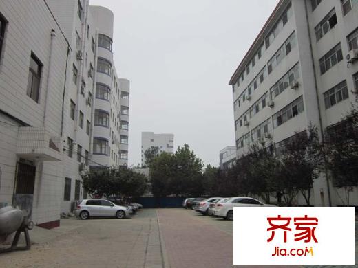 防疫站大院外景圖