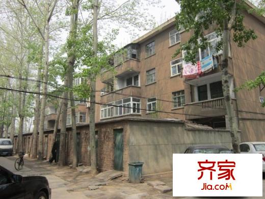附屬醫(yī)院宿舍外景圖