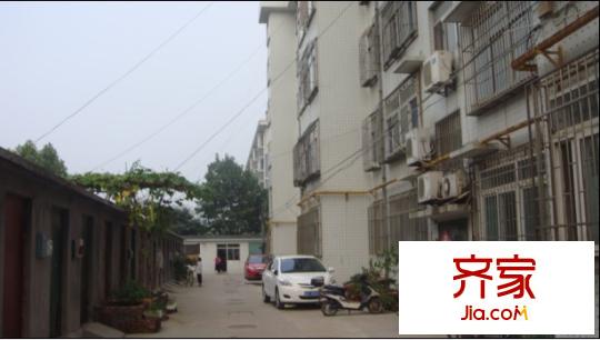 小托宿舍外景圖