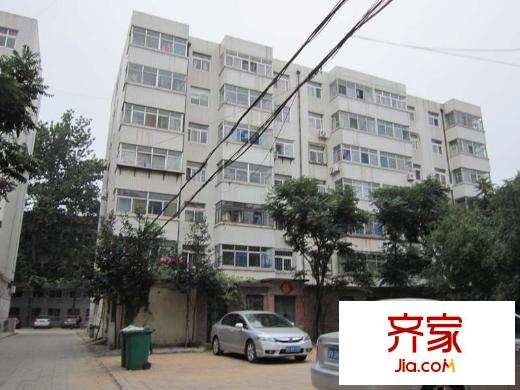 醫(yī)學(xué)院宿舍外景圖