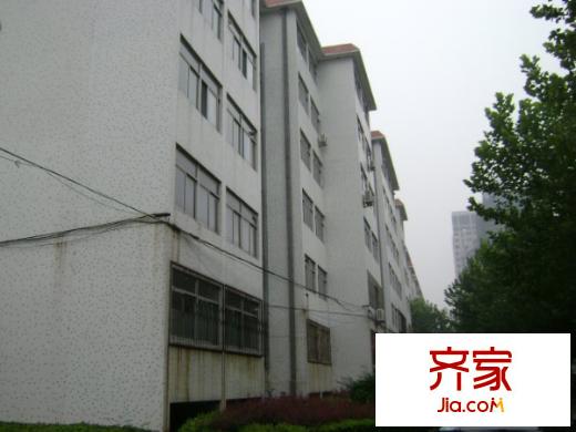 管委會(huì)宿舍外景圖 
