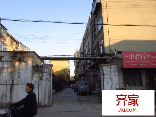 市立醫(yī)院宿舍外景圖（20141117）