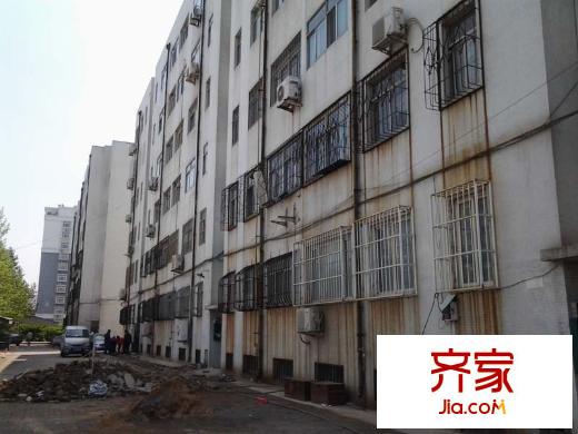 高新財(cái)政局宿舍外景圖