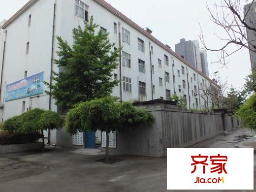 紡校宿舍外景圖