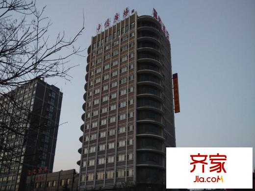中僑廣場