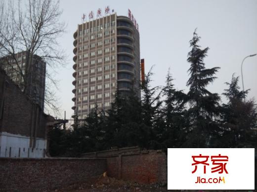 中僑廣場外景圖 （2014.12.3）