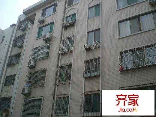 新港大廈宿舍外景圖 （2014.11.24）