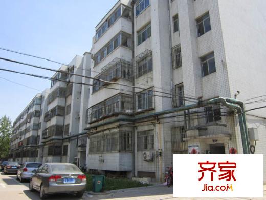 濰坊學(xué)院宿舍外景圖 （20140404）
