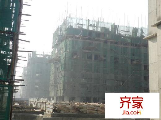 金江華城實(shí)景圖二期高層施工(2013-12-04)