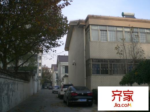 工商局宿舍(新華路)外景圖新華路工商局宿舍 （2014.11.24）