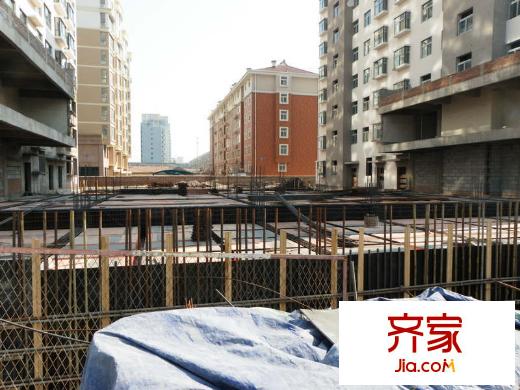 康馨苑外景圖4、3號樓間車庫工程進(jìn)度（2011.2.15）