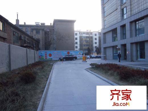 鴻泰華府外景圖（20141218）