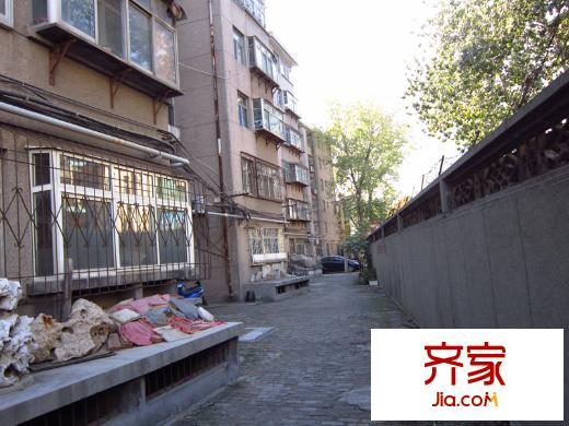 海王醫(yī)藥公司宿舍外景圖（2014/11/14 )