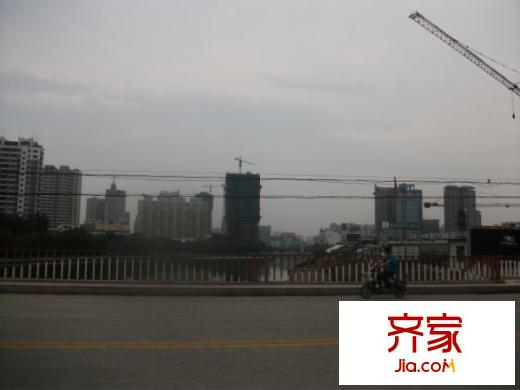 巴黎假日外景圖 