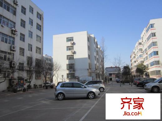 名仕花園外景圖小區(qū)內(nèi)景 