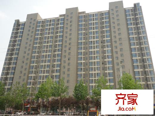 魯鴻37°實景圖一期2號樓現(xiàn)房（2014-07-05）