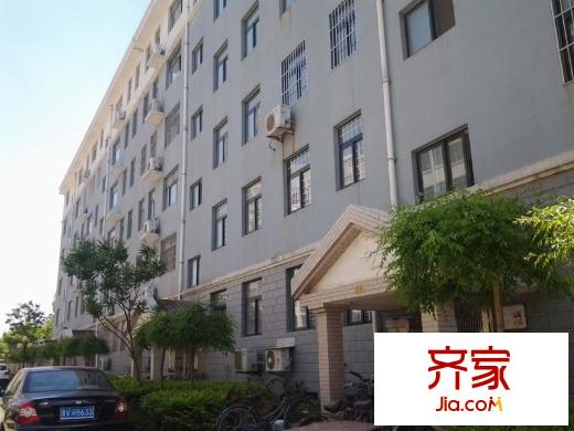 東方春天外景圖