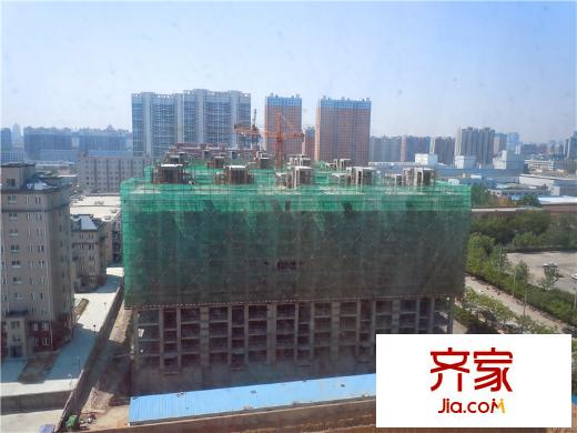 玉泉新城實(shí)景圖小高層施工（2014-05-05）