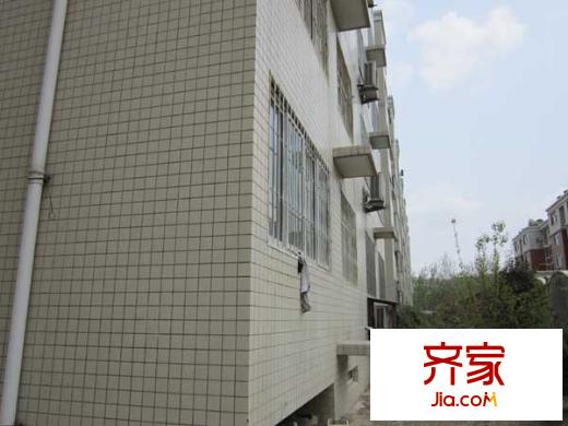 華都金馬小區(qū)外景圖