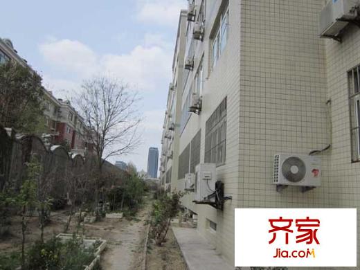 華都金馬小區(qū)外景圖