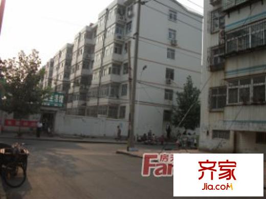 臥龍小區(qū)外景圖