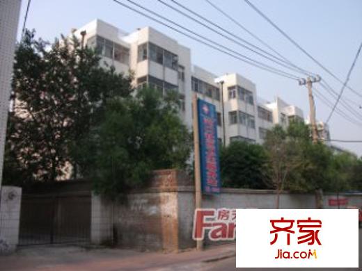 臥龍小區(qū)外景圖