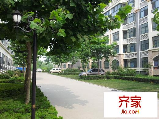 香榭麗舍外景圖 （20130702）