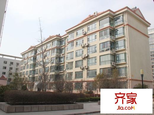 龍居苑外景圖小區(qū)環(huán)境實(shí)景圖(20130315)