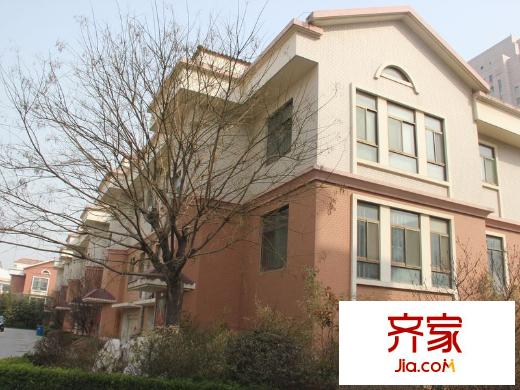 龍居苑外景圖小區(qū)環(huán)境實(shí)景圖(20130315)