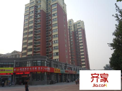 玫瑰國(guó)際外景圖高層樓體施工實(shí)景（20120613）