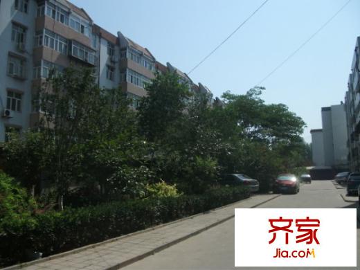 早春園小區(qū)外景圖