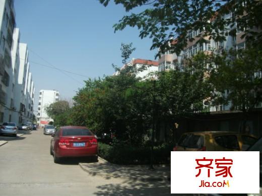 早春園小區(qū)外景圖小區(qū)外景