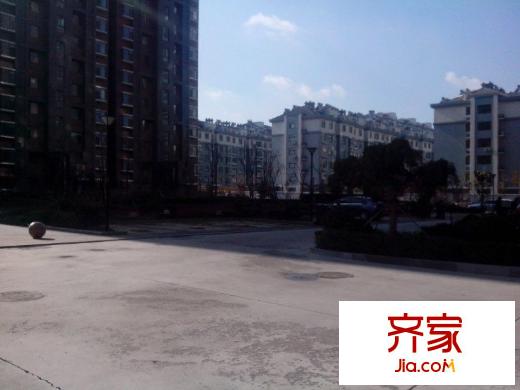 金域華府外景圖 （2013-11-25）