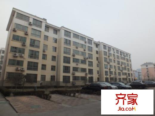 怡新苑外景圖小區(qū)內(nèi)景