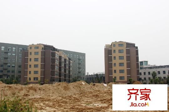渤海灣溫泉郡9/10號樓住宅現(xiàn)房圖（2015-09-24）