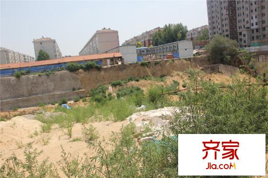 可林奇財富創(chuàng)意大廈地基施工進度（2015-7-21）